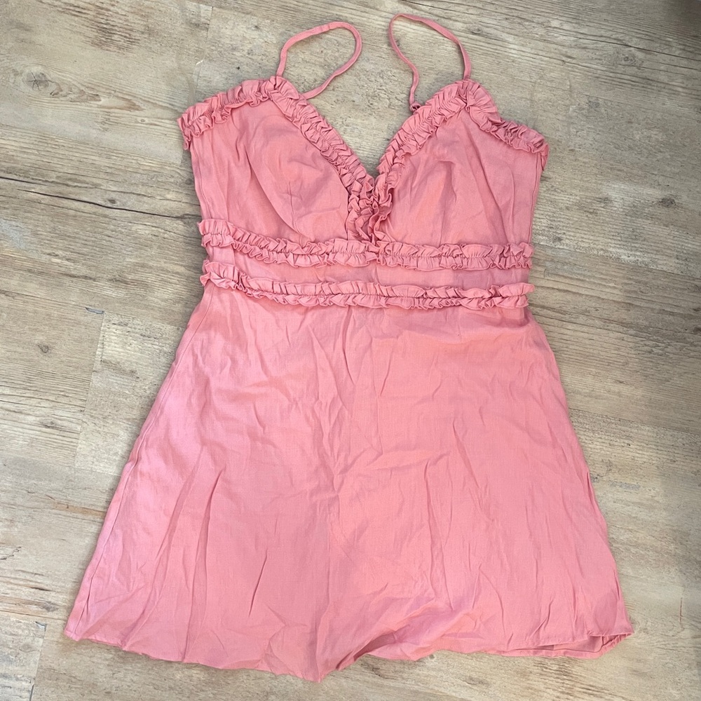 Row A pink dress